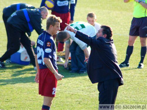 Piłkarze Pogoni Szczecin zmierzą się dziś w kontrolnym meczu z juniorami Piotrcovi Piotrków Trybunalski, którzy podobnie jak Pogoń trenują i przygotowują... 