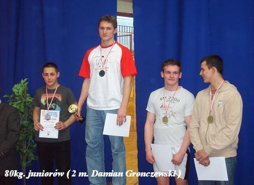 Jedno złoto, trzy srebrne i jeden brązowy medal wywalczyli świdwińscy sportowcy podczas Ogólnopolskiego Turnieju Kwalifikacyjnego do Mistrzostw Europy w Brzegu Dolnym.
