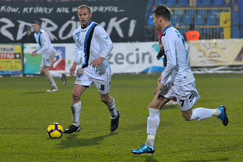 Miłośnicy sportu wypoczywający na majówce w Świnoujściu - będą mogli wybrać się dziś na stadion przy ulicy Matejki.