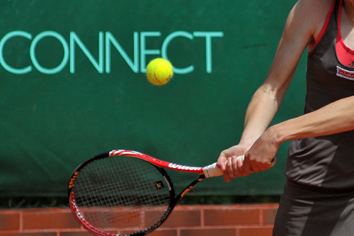 Reprezentantka Polski Magda Linette awansowała do finału tenisowego turnieju kobiet Szczecin Open 2010.