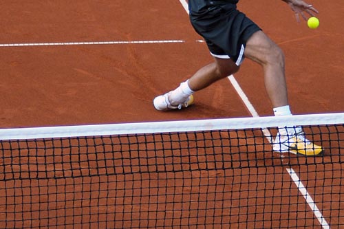 Szczecinianin Marcin Matkowski i jego deblowy partner Mariusz Fyrstenberg z Warszawy awansowali do półfinału gry podwójnej tenisowego turnieju w Pekinie.