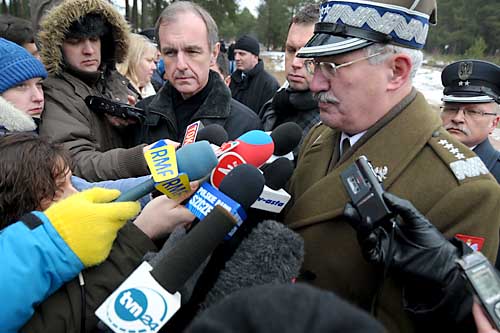 Rozmowy będą dotyczyć wysokości odszkodowań, które mogłyby otrzymać rodziny zabitych w katastrofie wojskowego samolotu.