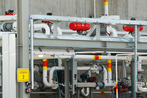 Najprawdopodobniej 24 marca będzie miała miejsce uroczystość wmurowania kamienia węgielnego pod budowę terminala LNG w Świnoujściu - pisze dziś portal wnp.pl.