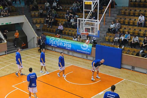Koszykarze Spójni Stargard Szczeciński wygrali w Lublinie z tamtejszym Startem 66:43 w 24. kolejce rozgrywek o mistrzostwo I ligi.