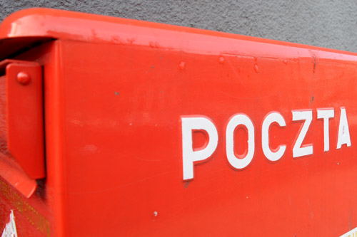Manifestacje przeciwko planowanym zwolnieniom zapowiadają związkowcy z Poczty Polskiej. W tym roku pracę straci blisko 5 tysięcy pracowników Poczty, a blisko 90 tysiącom zostaną wypowiedziane warunki zatrudnienia.