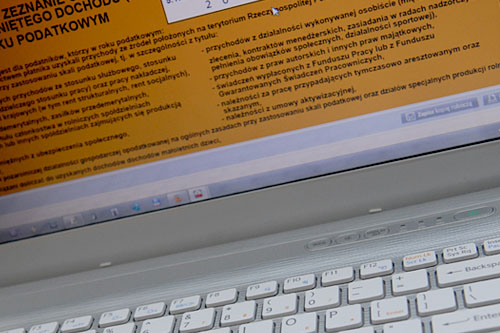 Już ponad sto dwadzieścia tysięcy zeznań podatkowych wpłynęło do urzędów skarbowych. Ta liczba obejmuje tylko formularze przesłane przez internet, tych złożonych w formie papierowej urzędy na razie nie liczą.