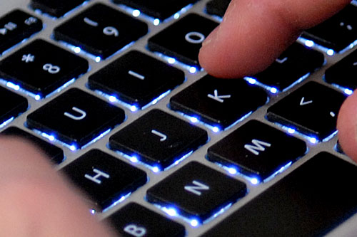 Rok 2011 będzie należał do fachowców z branży budowlanej i informatyków. Ich wynagrodzenia wzrosną nawet trzykrotnie szybciej niż średnia płaca w gospodarce - pisze Dziennik Gazeta Prawna.