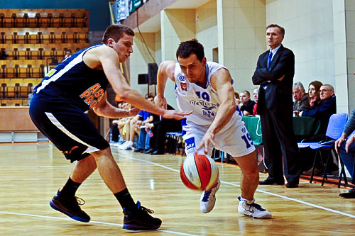 Koszykarze Spójni Stargard Szczeciński i AZS-u Radex Szczecin poznali rywali w fazie play-off i play-out rozgrywek I ligi.