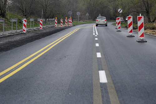 Niespełna 900 mln zł, czyli niecałe 3 proc. wydatków zaplanowanych na cały rok, wydał rząd w pierwszym kwartale na nowe drogi krajowe-pisze Gazeta Wyborcza.