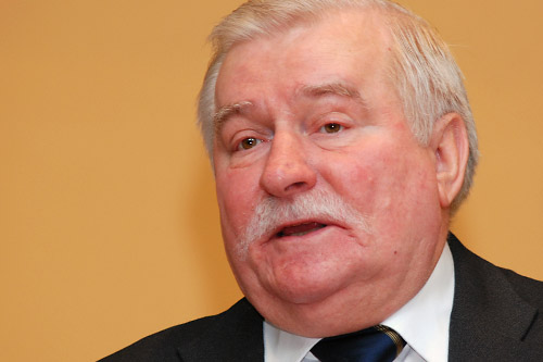 Lech Wałęsa przebywa w szpitalu w Gdańsku. Na razie nie wiadomo co jest przyczyną hospitalizacji byłego prezydenta.