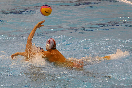 Piłkarze wodni Arkonii Szczecin prowadzą w tabeli rozgrywek z kompletem zwycięstw. W dwóch ostatnich meczach sezonu zmierzą się dziś na wyjeździe z ŁSTW Łódź.