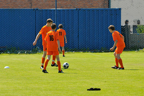 16 drużyn przystąpiło do rywalizacji w Międzynarodowym Turnieju Piłki Nożnej Szczecin Cup 2011 dla chłopców urodzonych w 1997 roku i młodszych.