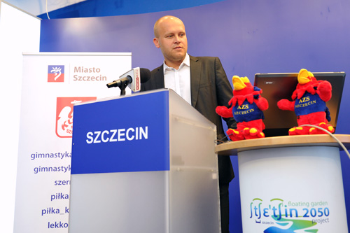 27 klubów sportowych w Szczecinie otrzyma pieniądze z miasta na promocję przez sport. Władze, w 2011 roku, na zakup usług promocyjnych w szczecińskich klubach przeznaczyły prawie 5 milionów złotych.