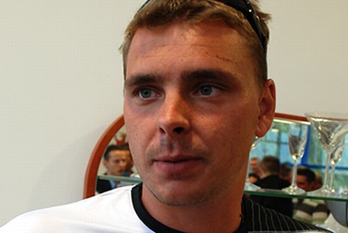 Szczecinianin Marcin Matkowski i jego deblowy partner Mariusz Fyrstenberg z Warszawy awansowali do ćwierćfinału gry podwójnej wielkoszlemowego turnieju tenisowego US Open odbywającego się w Nowym Jorku.