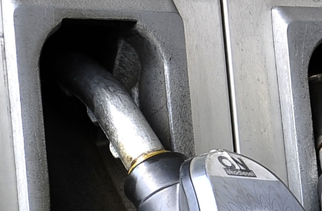 Ceny paliw biją rekordy, ale to jeszcze nie koniec. Zdaniem prezes Polskiej Izby Paliw Płynnych cena benzyny Pb 95 może osiągnąć poziom nawet 6 złotych.