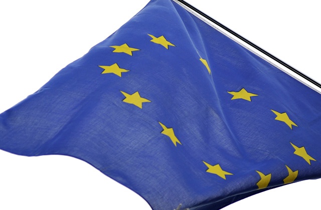 Wzrost gospodarczy w strefie euro obniżył się i wyniósł 0.2 procent w drugim kwartale 2011 roku. W pierwszych trzech miesiącach wyniósł on 0.8 procent. Dane opublikował Eurostat - europejski urząd statystyczny.