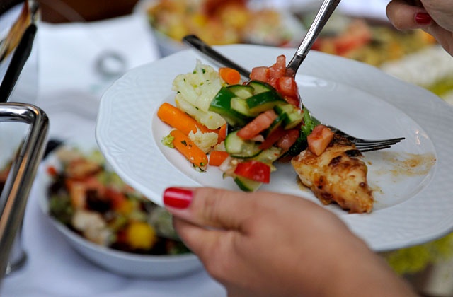 Rzeczpospolita pisze, że rynek gastronomiczny w Polsce czeka kilka lat szybkiego rozwoju. Restauratorzy spodziewają się, że prawdziwy boom nastąpi w przyszłym roku. Doprowadzą do tego głównie mistrzostwa Europy w piłce nożnej.