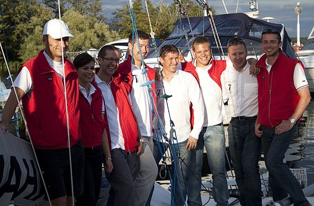 Po raz pierwszy polska załoga weźmie udział w prestiżowych regatach odbywających się na włoskim jeziorze Garda. Team szczecinianina Patryka Zbroi to wielokrotni medaliści żeglarskich Mistrzostw Polski i zdobywcy wysokich pozycji w rywalizacji o Puchar Świata.