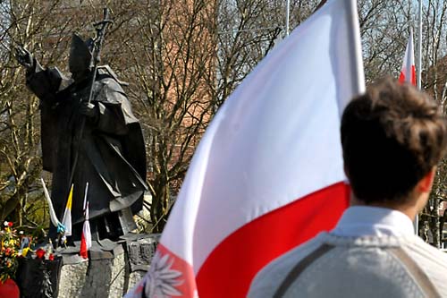 Tyle do pokonania będą mieli uczestnicy Szczecińskiej Sztafety Pływackiej Olimpiad Specjalnych. Impreza odbędzie się dziś wieczorem na szczecińskiej Floating Arenie dla uczczenia 7. rocznicy śmierci Jana Pawła II.