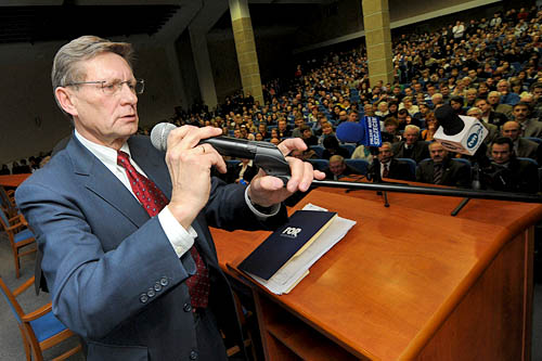 Jak wygląda stan finansów publicznych i sytuacja finansowa Europy O tym będzie mówił w Szczecinie Leszek Balcerowicz. Były wicepremier i minister finansów spotka się ze szczecińskimi studentami.