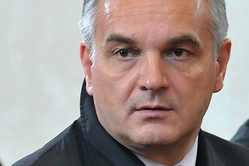 Rozmowy na szczycie w Polskim Stronnictwie Ludowym. Nowy szef partii Janusz Piechociński spotka się ze swoim poprzednikiem Waldemarem Pawlakiem - podaje TVN24.