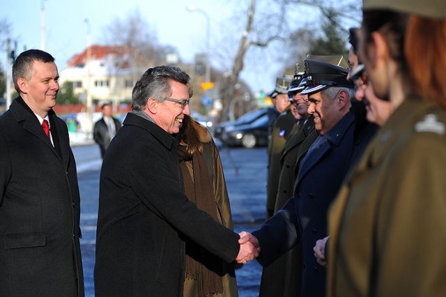 Spotkanie z ministrem obrony Niemiec - fot. Łukasz Szełemej [PR Szczecin] MON nie chce spłacić zadłużenia szpitala wojskowego [WIDEO, ZDJĘCIA]