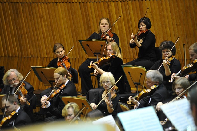 Wiosenne Koncerty Gitarowe. Fot. Łukasz Szełemej [PR Szczecin] Złota batuta w Filharmonii Szczecińskiej [ZDJĘCIA]