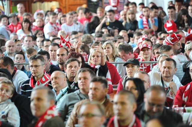 Fot. Łukasz Szełemej [PR Szczecin] Polska remisuje z Rosją. Szczecinianie nie zawiedli [DUŻO ZDJĘĆ]