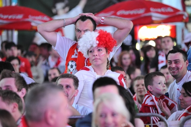Mecz Polska-Czechy w szczecińskiej Strefie Kibica. Fot. Łukasz Szełemej [PR Szczecin] Polska żegna się z Euro, w Szczecinie było gorąco [DUŻO ZDJĘĆ]