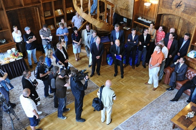 Fot. Łukasz Szełemej [PR Szczecin] Prezydent pożegnał naszych olimpijczyków [ZDJĘCIA]