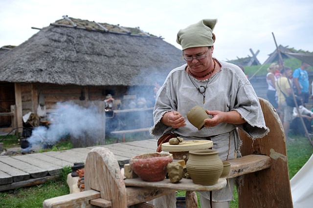 Festiwal Słowian i Wikingów. Fot. Łukasz Szełemej [PR Szczecin] Miłośnicy historii z całego świata w Wolinie [ZDJĘCIA]