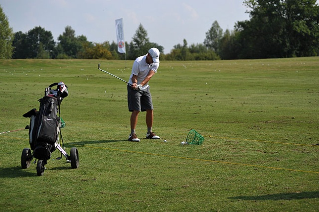 Przygotowania do Word Golfers Championship Poland. Fot. Łukasz Szełemej [PR Szczecin] Golfowe szaleństwo w Binowie. Zagrają gwiazdy [ZDJĘCIA]