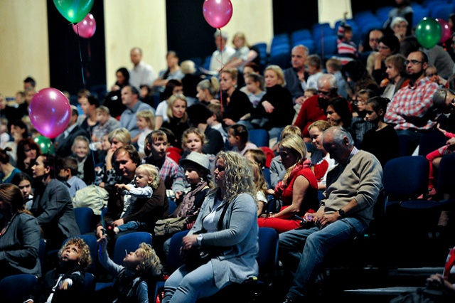 Szczecińska Opera na Zamku rozpoczęła nowy cykl dla najmłodszych, czyli "Mini-Puccini". Fot. Łukasz Szełemej [Radio Szczecin] Opera także dla najmłodszych [ZDJĘCIA]