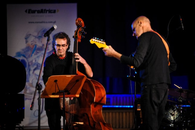 Francesco Bruno Quartet i Makoto Kuriya Trio wystąpili w niedzielę wieczorem w Filharmonii Szczecińskiej. Fot. Łukasz Szełemej [Radio Szczecin] Zmagania Jazzowe: Włoski styl i japońska fantazja [ZDJĘCIA]