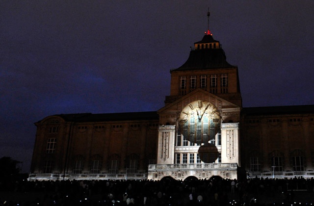 Tego uczą się uczestnicy warsztatów mappingu 3D w szczecińskim Klubie XIII Muz. Wspólnie stworzą krótki pokaz, który zobaczą goście tegorocznego Festiwalu digital_ia 12.