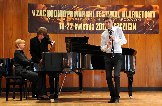 Występem francuskiego klarnecisty - Florent Heau i pianistki - Karoliny Stańczyk rozpocznie się dziś w Szczecinie V Zachodniopomorski Festiwal Klarnetowy.