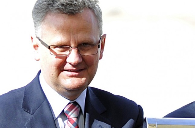 Poseł PO, Aleksander Grad, złożył wniosek o wygaszenie swojego mandatu. Według informacji tvn24.pl, polityk odchodzi z Sejmu, by zostać prezesem spółki budującej polską elektrownię jądrową.