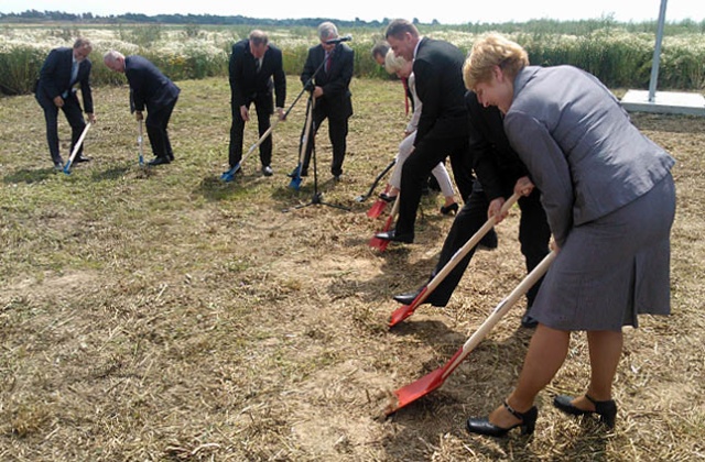 Grupa Tognum rozpoczęła budowę nowego zakładu produkcyjnego w Stargardzie Szczecińskim-Kluczewie. Dziś wbito pierwszą łopatę pod budowę fabryki.
