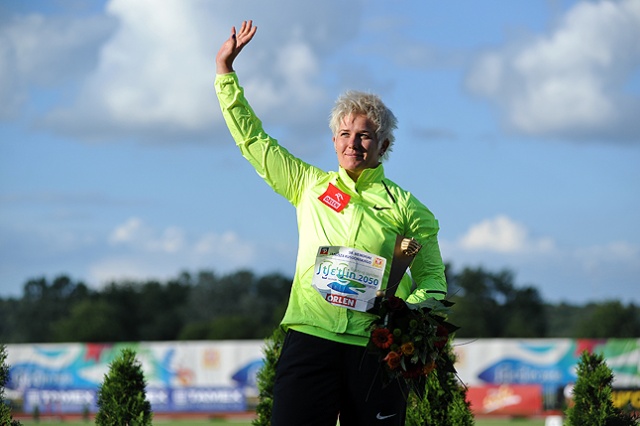 Ustanowiła Anita Włodarczyk w rzucie młotem pań. Zwycięstwo dał jej rzut na odległość 76 metrów i 81cm.