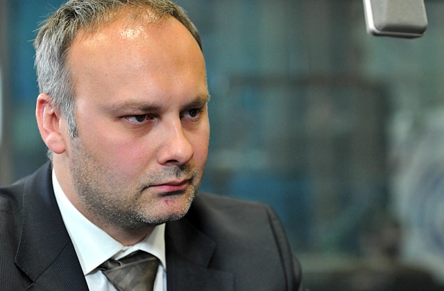 Patryk Michalak poinformował już załogę Szczecińskiej Stoczni Remontowej, ale nie podał przyczyn odejścia - pisze Kurier Szczeciński.