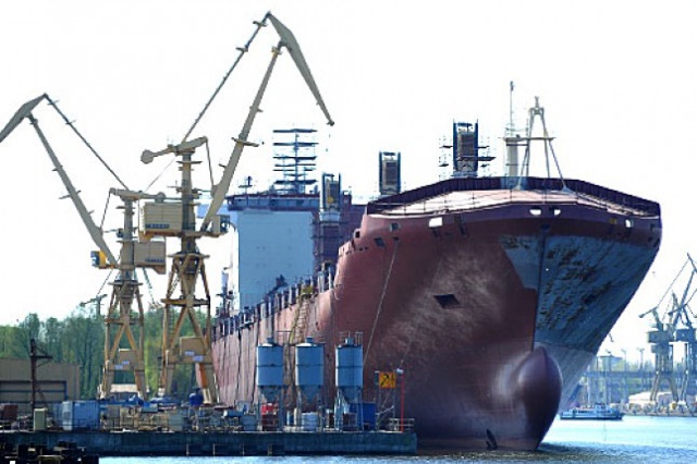 Nie ma żadnych kruczków ani niejasności - struktura własnościowa Szczecińskiej Stoczni Remontowej Gryfia jest jawna i ogólnodostępna - odpowiada rzecznik prasowy Agencji Rozwoju Przemysłu, Roma Sarzyńska - Przeciechowska, próbując rozwiać wątpliwości SLD.