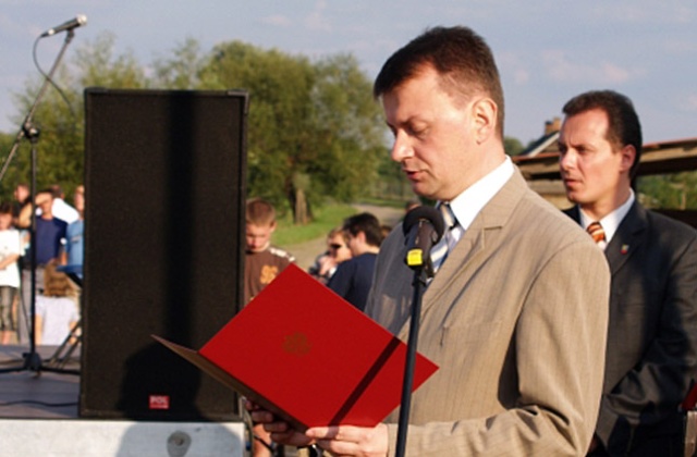 W przyszłym tygodniu Prawo i Sprawiedliwość przedstawi projekty dotyczące m.in. opieki zdrowotnej, walki z bezrobociem, zahamowania wyprzedaży majątku państwowego i wsparcia dla ludzi chcących prowadzić działalność gospodarczą - poinformował szef klubu, Mariusz Błaszczak.