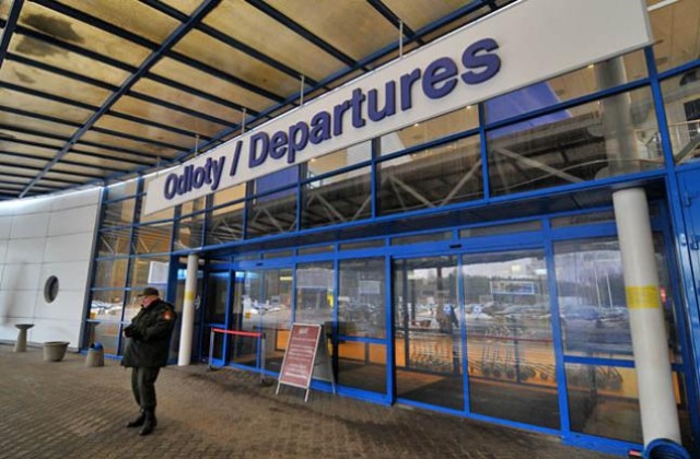 Szczecinianie coraz częściej latają. Port lotniczy w Goleniowie podsumował sierpień. Ze statystyk wynika, że tylko w ciągu miesiąca lotnisko obsłużyło ponad 39 000 pasażerów. To o 40 więcej niż rok wcześniej.