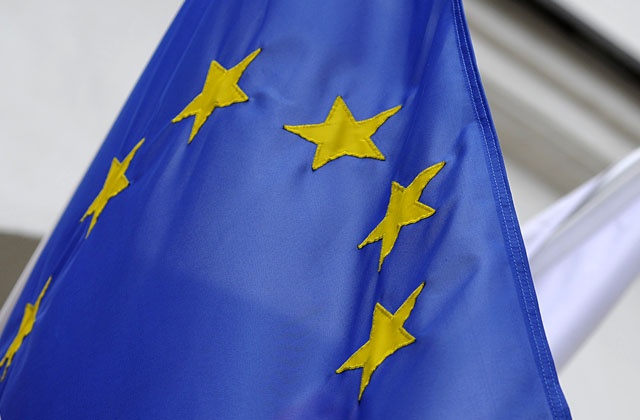 Małgorzata Handzlik, która w Parlamencie Europejskim pełniła funkcję skarbnika klubu PO i PSL jest podejrzana o wyłudzenie pieniędzy z kasy tej unijnej instytucji - informuje Polska Agencja Prasowa. Handzlik zawiesiła członkostwo w PO i zrezygnowała z funkcji skarbnika.