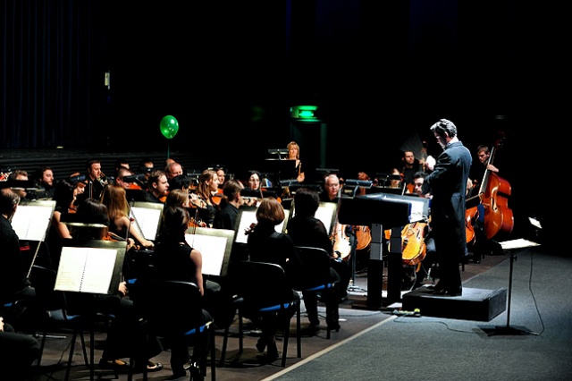 Koncerty muzyki poważnej połączone z prezentacją instrumentów oraz przedstawienia dla dzieci. Szczecińska Opera na Zamku rozpoczęła nowy cykl dla najmłodszych, czyli Mini-Puccini. Na początek Czajkowski symfonicznie.
