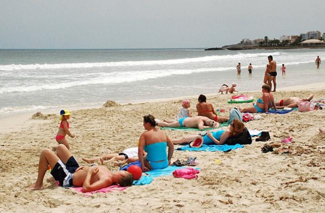 Mimo ogłoszenia niewypłacalności trzynastu biur turystycznych, branża ma duże szanse uzyskać pierwszy od 2008 roku dodatni wynik finansowy - informuje portal Newseria.