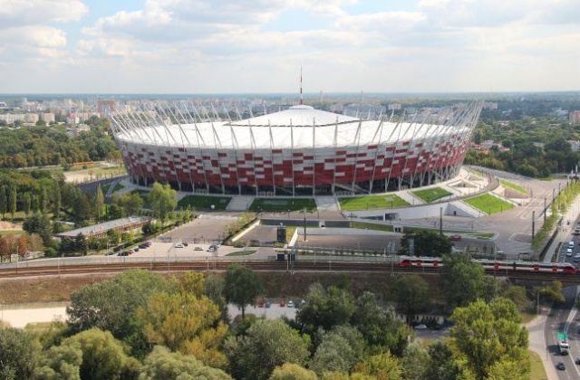 Międzynarodowa Federacja Piłkarska nie będzie badać sprawy przełożenia wtorkowego meczu eliminacji Mistrzostw Świata Polska - Anglia.