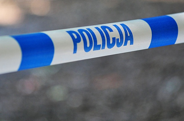 Zarzuty wielokrotnego zabójstwa łomżyńska prokuratura postawiła 41-letniej kobiecie z Hipolitowa na Podlasiu. Kobieta jest podejrzana o zabicie swoich nowo narodzonych dzieci. Niewykluczone, że chodzi nawet o sześcioro dzieci.
