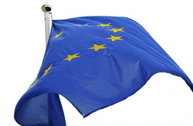 W Brukseli rozpoczyna się w piątek nadzwyczajne posiedzenie Rady Europejskiej. To szczyt przywódców państw i rządów w sprawie nowego wieloletniego budżetu UE na lata 2014-20.