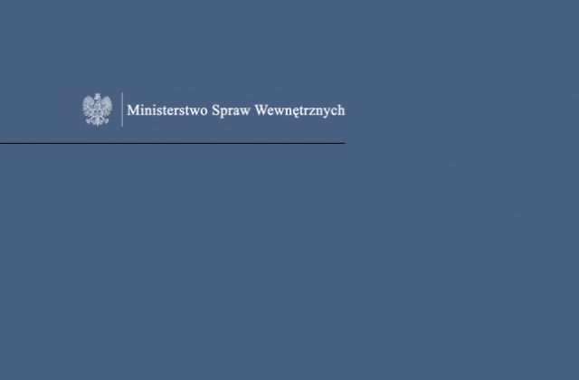 Prawo do użycia paralizatorów dostaną kolejni funkcjonariusze - alarmuje Dziennik Gazeta Prawna.